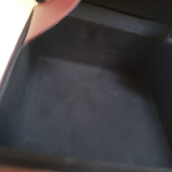 High Cheeks x Disney Alice in Wonderland Pattern Trunk Purse - Picture 13 of 16